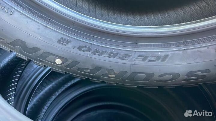 Pirelli Scorpion Ice Zero 2 225/55 R19 103H