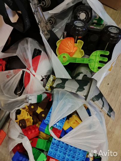 Детские игрушки пакетом для мальчика