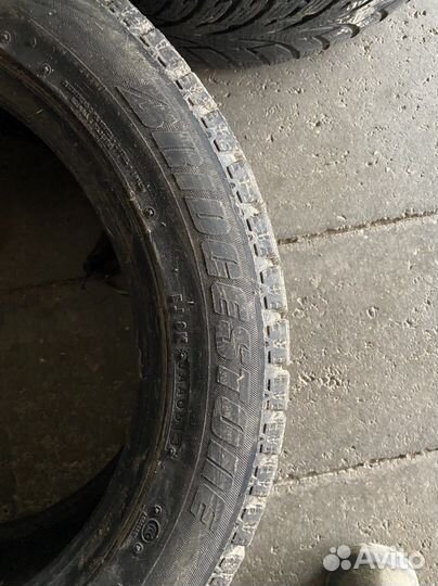 Bridgestone Blizzak Ice 205/55 R16
