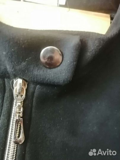 Костюм с юбкой 42-44