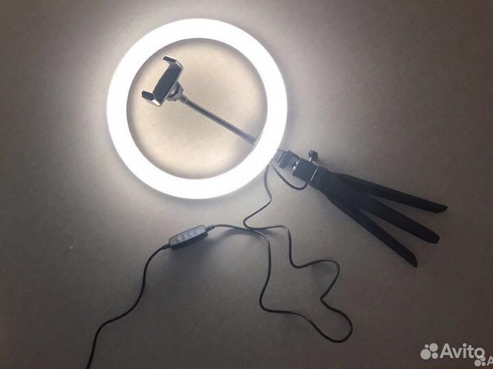 Кольцевая лампа 26 см Gauss RL002