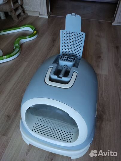 Закрытый лоток для кошек