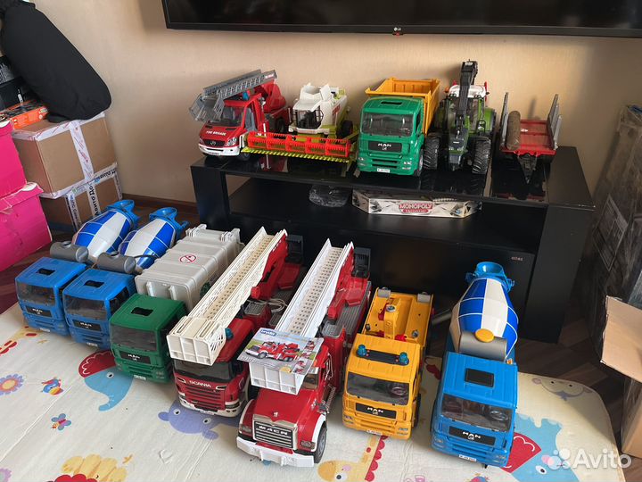 Детские автомобили Bruder