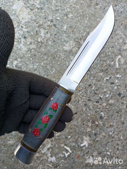 Финка с розами