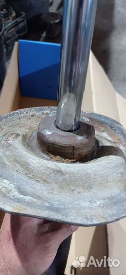 Амортизатор BMW E38