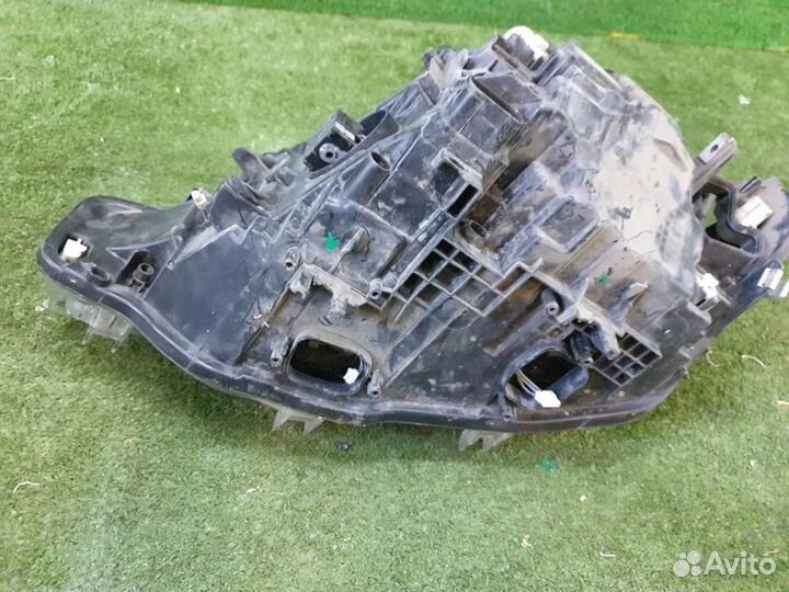 Фара правая BMW 3-Series/M3