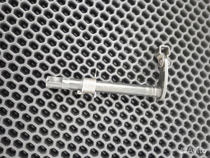 Honda CBR750 Hurricane, CBR1000F Вилка сцепления