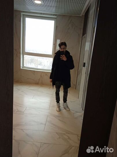 Официант, оператор колл центра, smm, бармен