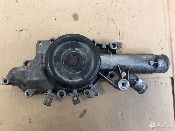 Водяная помпа Mercedes W203 (2999)