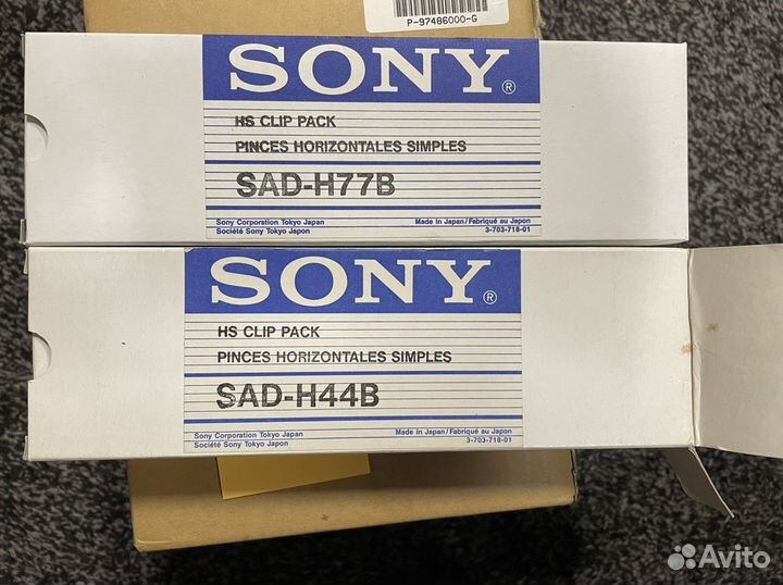 Держатели для петличных микрофонов Sony