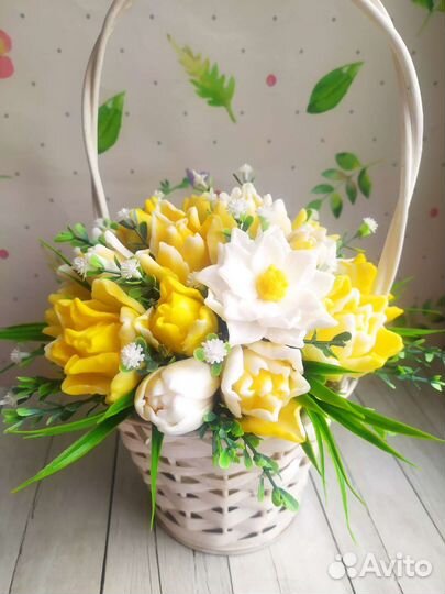 Корзина с цветами из мыла
