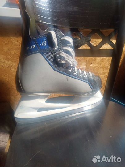 Коньки хоккейные 41 размер