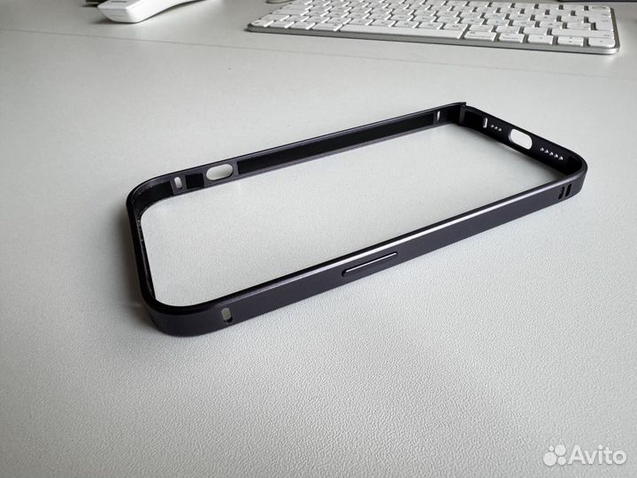 Рамка для iPhone 14 Pro