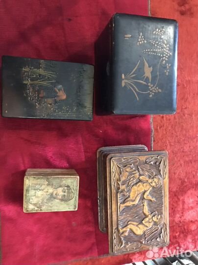 Шкатулки резные