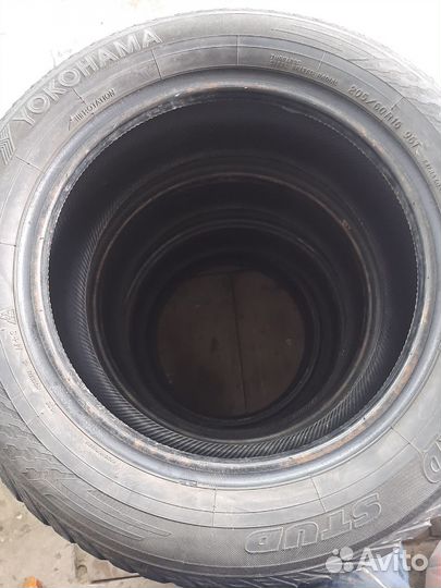 Yokohama IceGuard Stud IG65 205/60 R16 96T