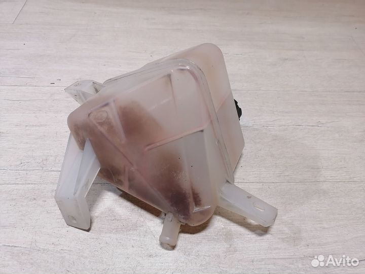 Бачок расширительный LADA Granta Лада Гранта