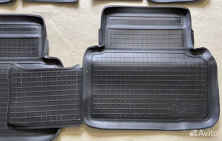 Оригинальные полиуретановые ковры Hyundai IX35 1
