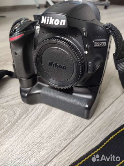 Зеркальный фотоаппарат nikon D3200