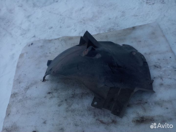 Локер передний правый Mercedes-Benz S W220