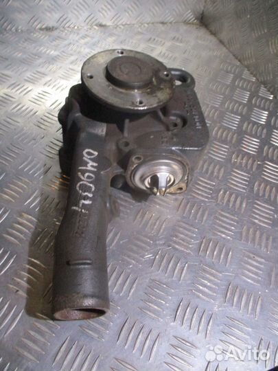 Помпа Mercedes-Benz A9042011001