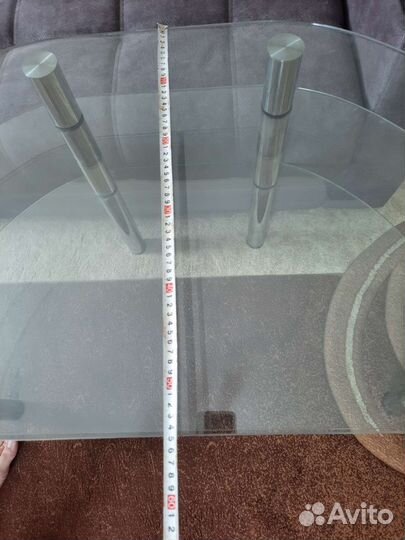 Стеклянная тумба под тв