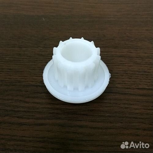 Шестеренки, втулки, редуктор на бытовую мясорубку