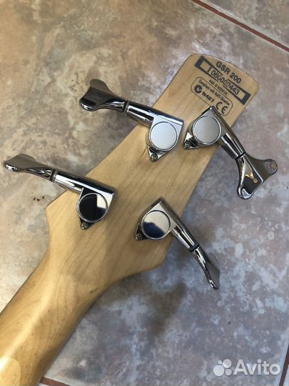 Бас гитара Ibanez GSR 200
