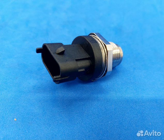 Датчик давления топлива в рампе Е-5 (2000 бар)