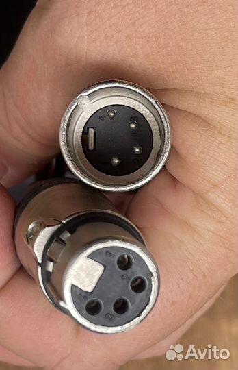 Акумулятор с чехлом и проводами