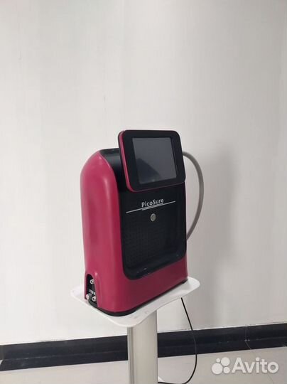 Pico лазер С функцией карборового пиллинга