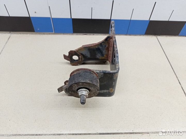 Кронштейн опоры двигателя RAV 4 2006-2013