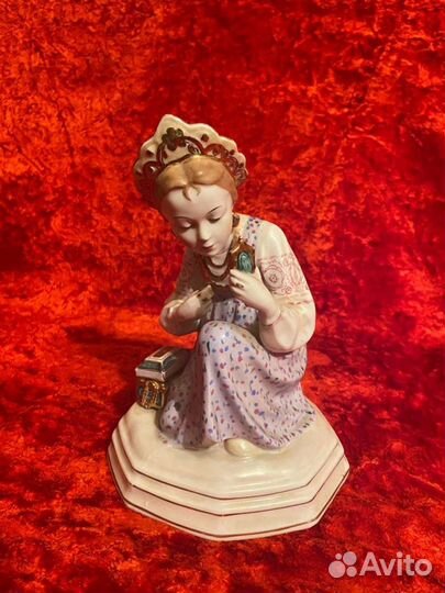 Статуэтка Малахитовая Шкатулка