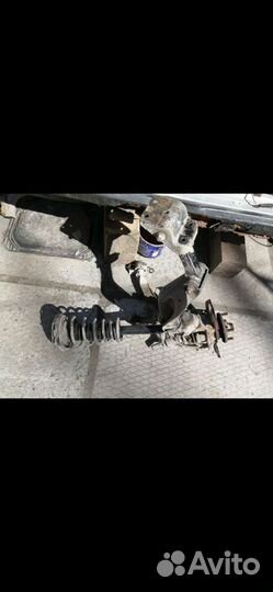 Передняя подвеска Nissan blueberd u14