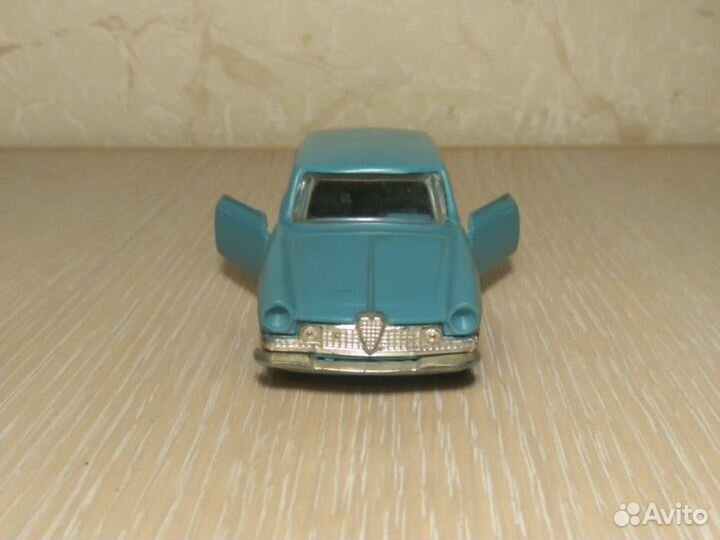 Модель автомобиля Альфа Ромео 2600