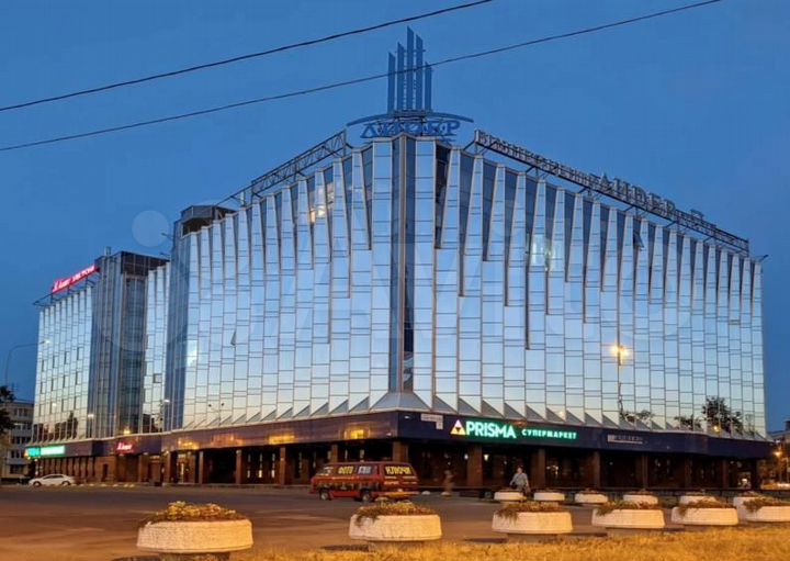 Торговая площадь, 2676 м²