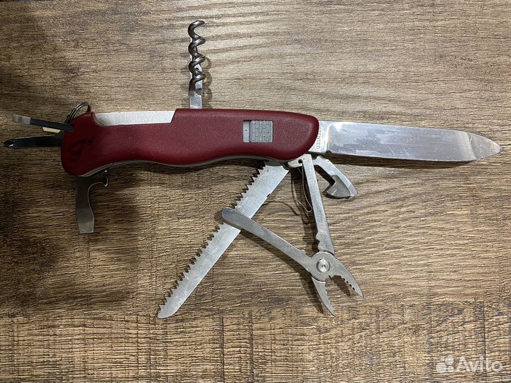 Нож швейцарский victorinox