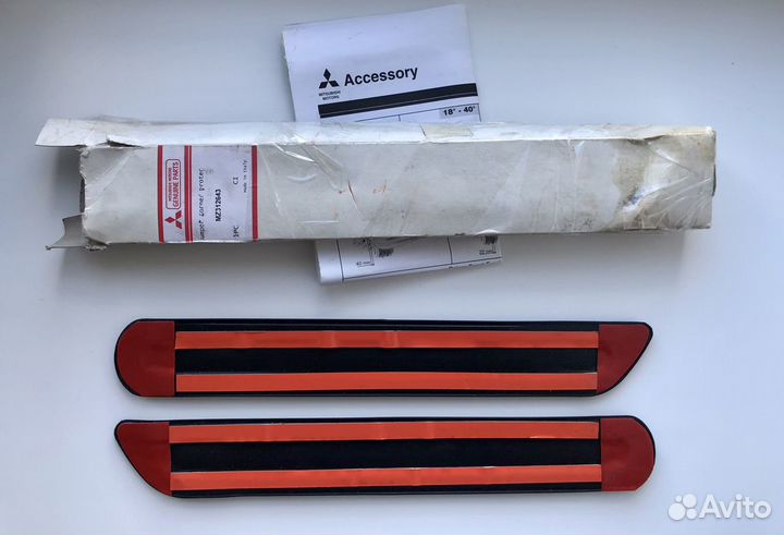 Резиновые накладки на бампер Mitsubishi