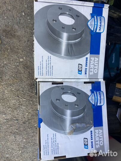 Продам тормозные диски Reno Logan 1