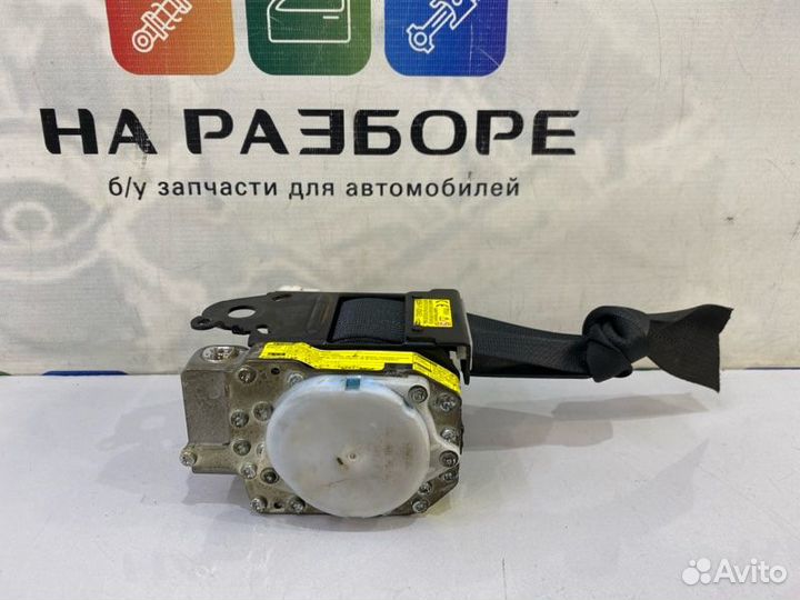 Ремень безопасности задний левый Toyota Land