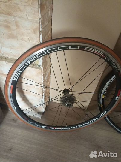 Шоссейные колеса Campagnolo Scirocco 35