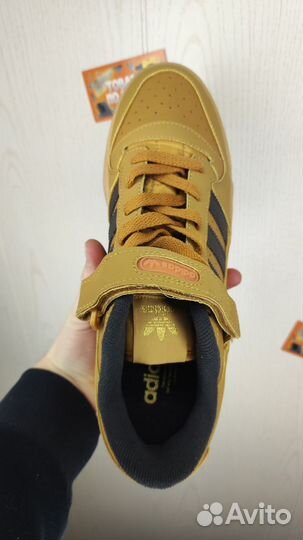 Кроссовки adidas