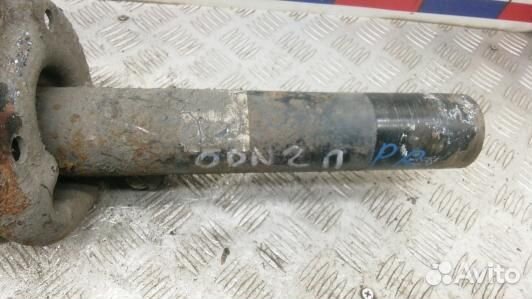 Стойка передняя правая volkswagen passat B7 (ODN02N501)