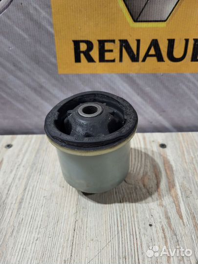 Сайлентблок балки LADA largus ларгус