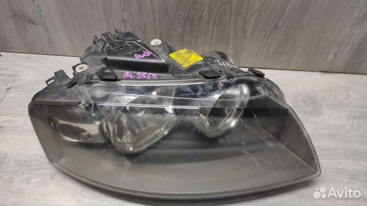 Фара правая Ауди А3 8P