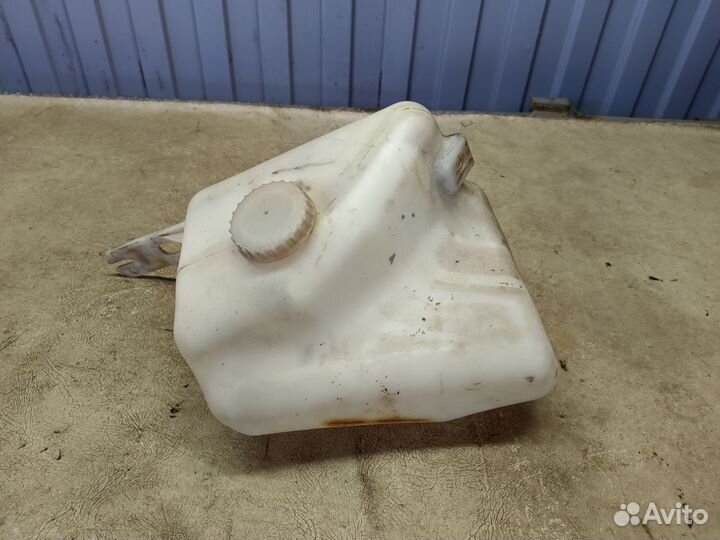 Бачок омывателя лада калина