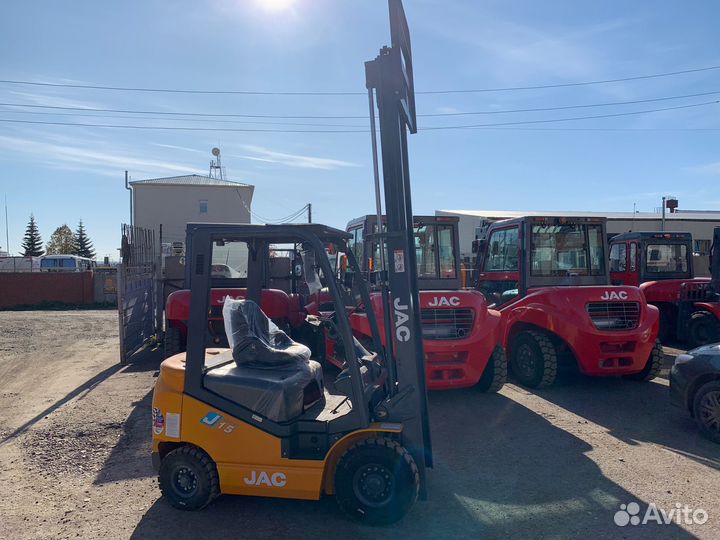 Вилочный погрузчик JAC CPCD15, 2023