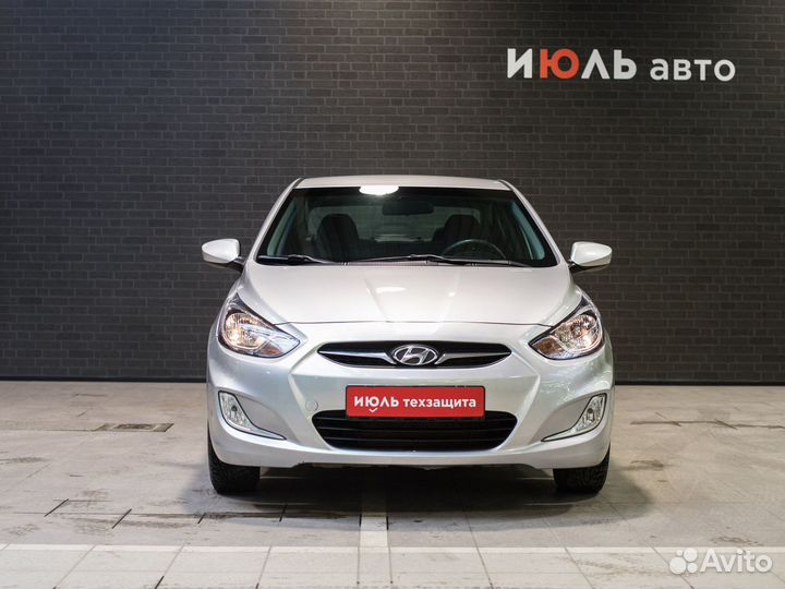 Hyundai Solaris 1.4 AT, 2012, 129 211 км