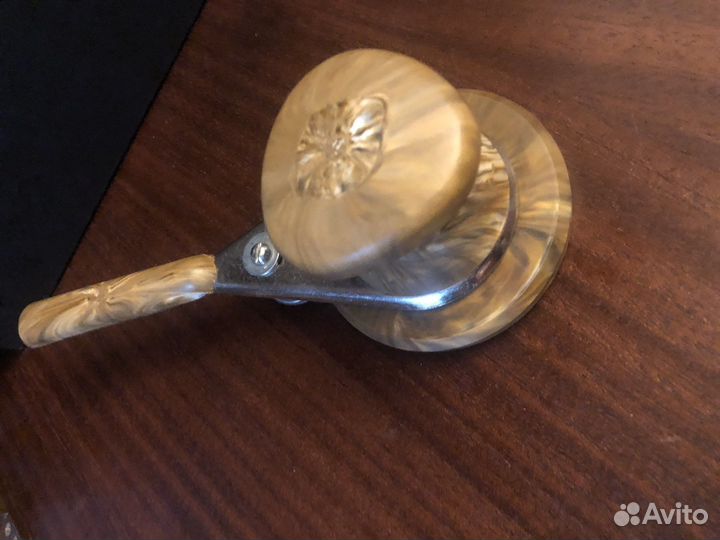 Закаточная машинка для банок