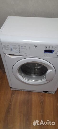 Стиральная машина indesit 5кг бу