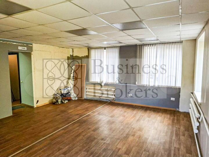 Торговая площадь, 56 м²